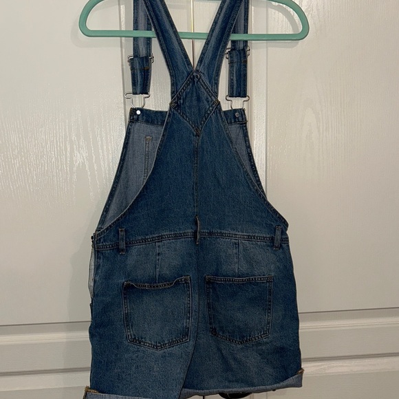Forever 21 Denim Overalls Shorts size L - Picture 3 of 3